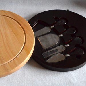 12-inch Diameter Round Swivel Cheeseboard Set